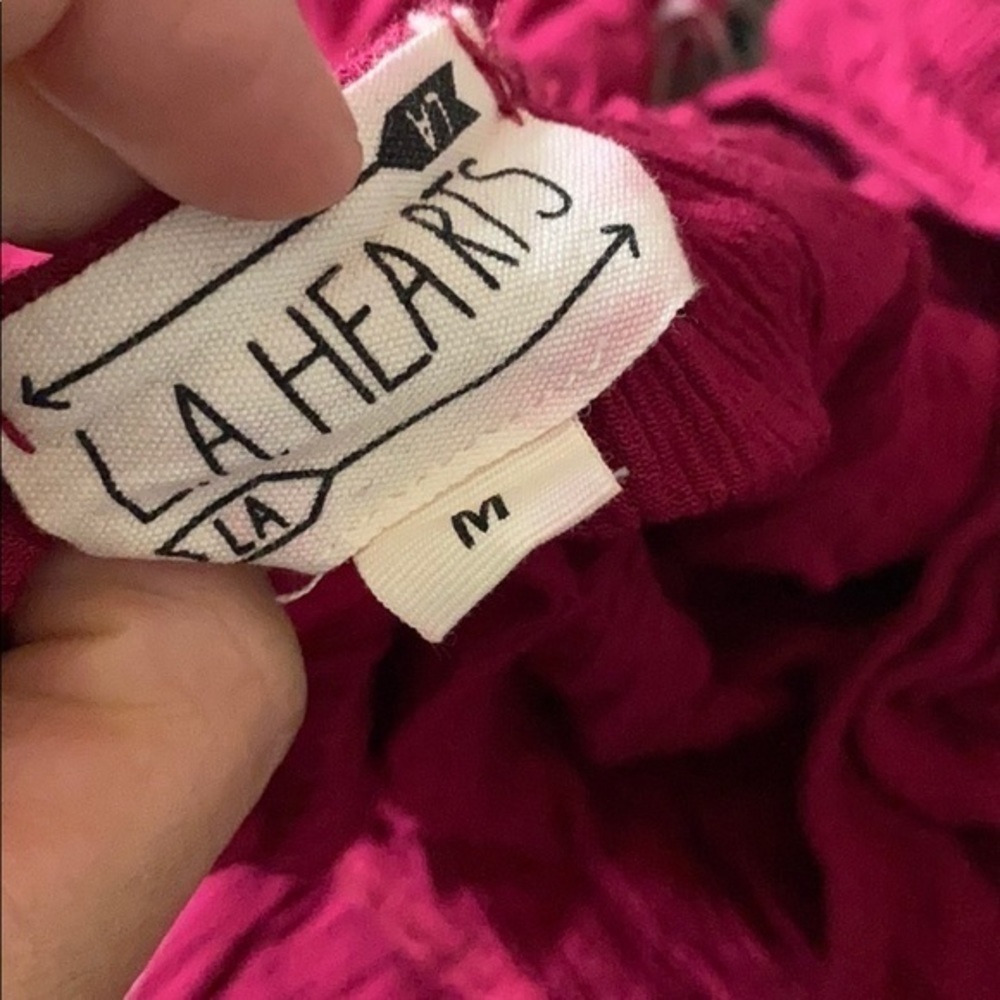 Long sleeve maroon shorts cute romper M LA hearts. - Picture 3 of 3